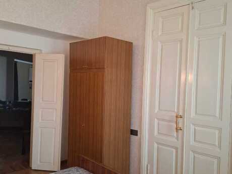 Сдаётся 3-комнатная квартира в старом фонде, Sahil, 125 м², 1 201 AZN/мес, фото 3 / 12