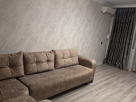 Elan №6519243 - Bakı, Neftçilər m., 2 otaqlı, 40 m², 1/5 mərtəbə