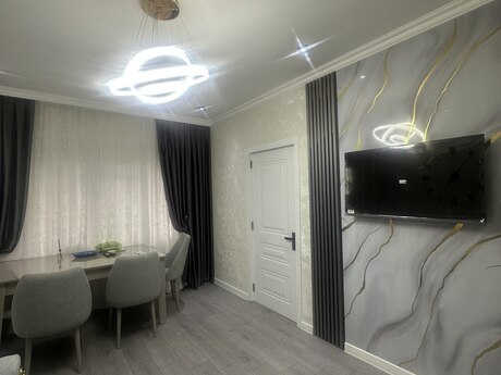 2-room old-build apartment for sale in 8 Noyabr, 38 m², 145 000 AZN, photo 3 / 12