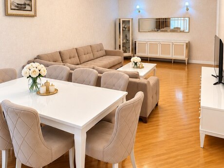Elan №6519350 - Bakı, 8 Noyabr m., 2 otaqlı, 106 m², 17/27 mərtəbə