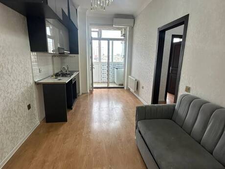 2 otaq · 42 m² · 8/10 mərtəbə, Yasamal