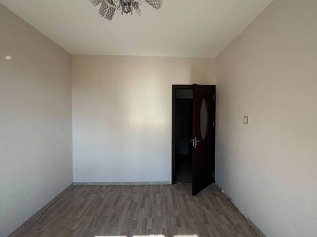 Продаётся 2-комнатная квартира в старом фонде, Həzi Aslanov, 60 м², 150 000 AZN, фото 2 / 5