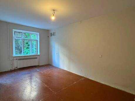 Продаётся 2-комнатная квартира в старом фонде, Həzi Aslanov, 60 м², 150 000 AZN, фото 4 / 5