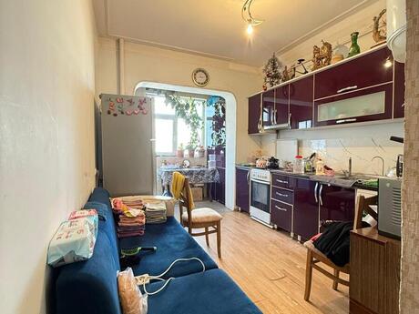 İnşaatçılarda 2 otaqlı köhnə tikili mənzil satılır, 65 m², 157 000 AZN, şəkil 5 / 8