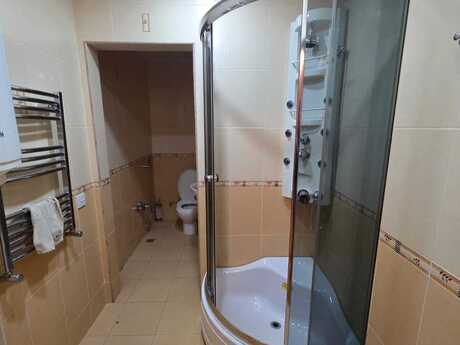 3-room new-build apartment for rent in Azadlıq Prospekti, 130 m², 999 AZN/mo, photo 5 / 12
