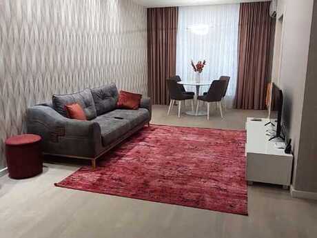 2-room new-build apartment for rent in Şah İsmayıl Xətai, 80 m², 900 AZN/mo, photo 2 / 12