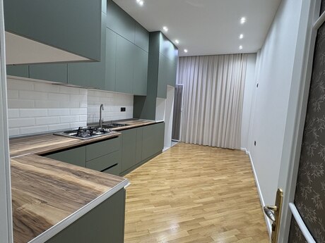 Həzi Aslanovda 3 otaqlı yeni tikili mənzil satılır, 148 m², 342 999 AZN, şəkil 2 / 12