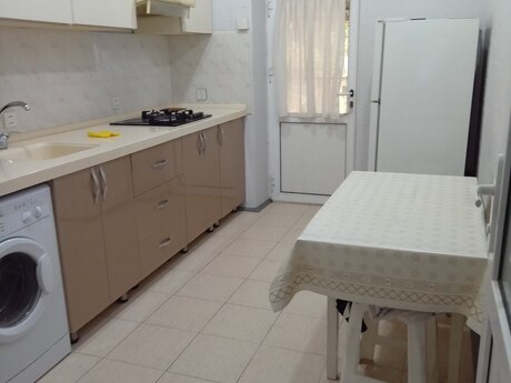 Nəriman Nərimanovda 3 otaqlı köhnə tikili mənzil kirayə verilir, 80 m², 850 AZN/ay, şəkil 5 / 8