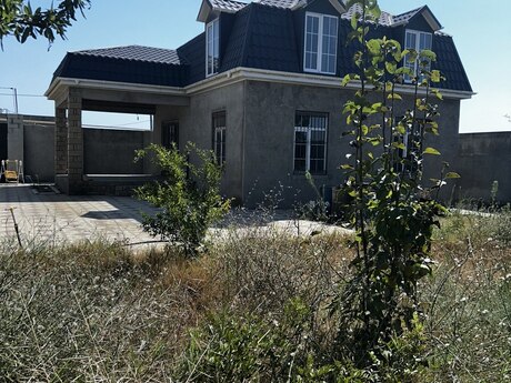 4 otaq · 180 m²