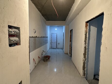 28 Mayda 3 otaqlı yeni tikili mənzil satılır, 105 m², 305 000 AZN, şəkil 4 / 12