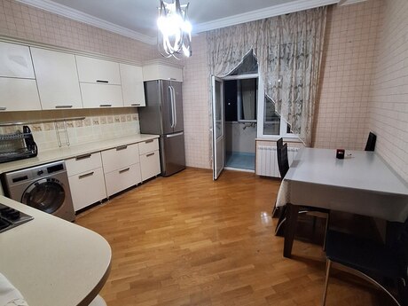 Сдаётся 4-комнатная квартира в новостройке, Neftçilər, 136 м², 1 000 AZN/мес, фото 2 / 10