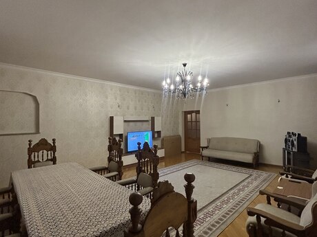 Elmlər Akademiyasında 3 otaqlı yeni tikili mənzil kirayə verilir, 220 m², 1 700 AZN/ay, şəkil 2 / 12