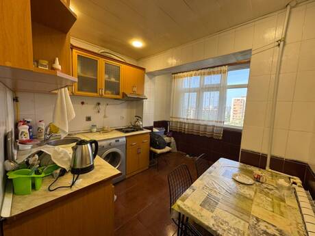 Əhmədlidə 2 otaqlı köhnə tikili mənzil satılır, 65 m², 145 000 AZN, şəkil 4 / 9