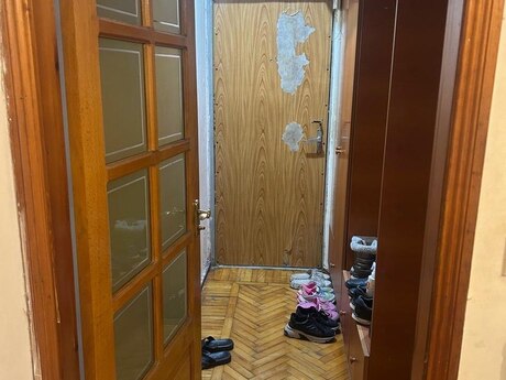 Gənclikdə 2 otaqlı köhnə tikili mənzil satılır, 45 m², 173 000 AZN, şəkil 3 / 8