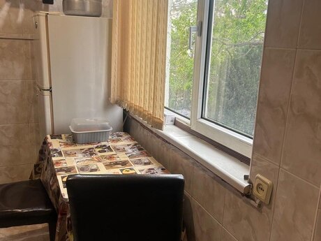 Gənclikdə 2 otaqlı köhnə tikili mənzil satılır, 45 m², 173 000 AZN, şəkil 5 / 8