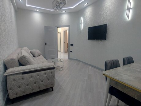 West Town kompleksində 2 otaqlı yeni tikili mənzil kirayə verilir, 52 m², 850 AZN/ay, şəkil 2 / 7