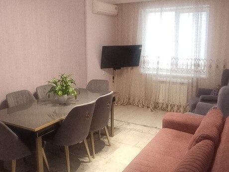 M.Ə.Rəsulzadədə 2 otaqlı köhnə tikili mənzil satılır, 67 m², 160 000 AZN, şəkil 3 / 11