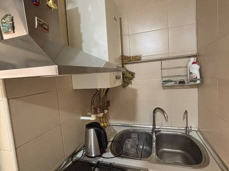 Binəqədidə 3 otaqlı köhnə tikili mənzil kirayə verilir, 55 m², 750 AZN/ay, şəkil 3 / 9