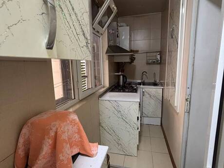 Binəqədidə 3 otaqlı köhnə tikili mənzil kirayə verilir, 55 m², 750 AZN/ay, şəkil 2 / 9