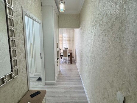 2-room old-build apartment for sale in Azadlıq Prospekti, 62 m², 191 000 AZN, photo 4 / 12