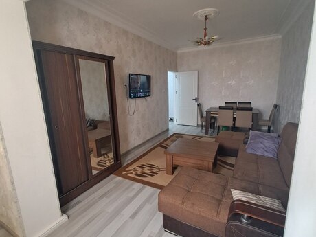 Köhnə Günəşlidə 2 otaqlı köhnə tikili mənzil kirayə verilir, 67 m², 550 AZN/ay, şəkil 5 / 6