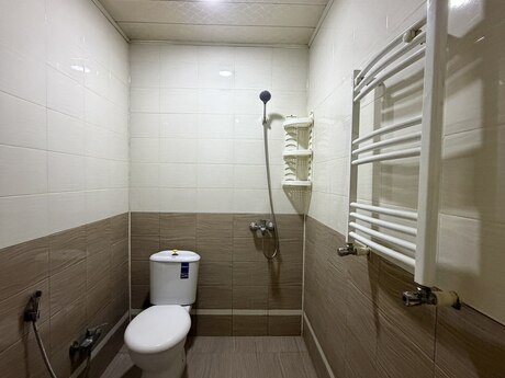 Qurtuluş 93 kompleksində 2 otaqlı yeni tikili mənzil satılır, 54 m², 83 000 AZN, şəkil 2 / 11