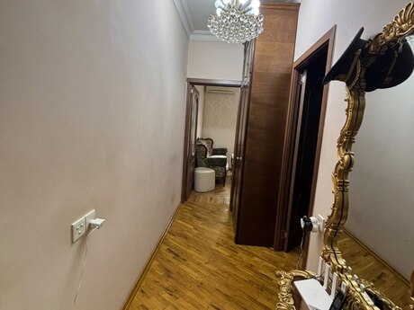 Сдаётся 3-комнатная квартира в старом фонде, 8-ci mikrorayon, 75 м², 750 AZN/мес, фото 4 / 10