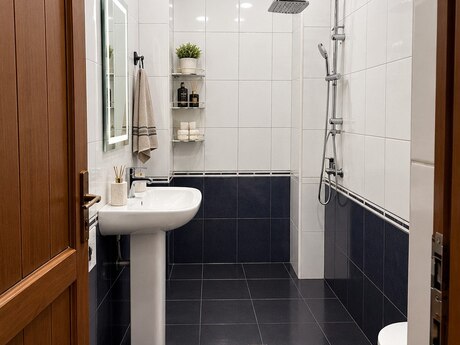 İçəri Şəhərdə 4 otaqlı köhnə tikili mənzil satılır, 85 m², 550 000 AZN, şəkil 3 / 11