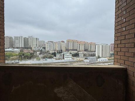 28 Mayda 2 otaqlı yeni tikili mənzil satılır, 108 m², 340 000 AZN, şəkil 4 / 12