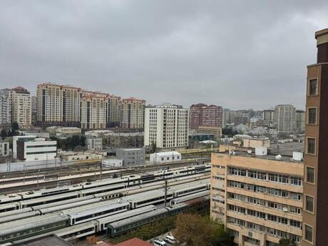 28 Mayda 2 otaqlı yeni tikili mənzil satılır, 108 m², 340 000 AZN, şəkil 2 / 12