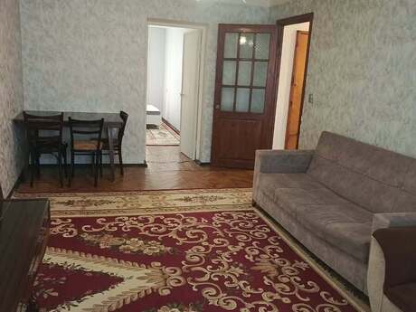İnşaatçılarda 2 otaqlı köhnə tikili mənzil kirayə verilir, 50 m², 600 AZN/ay, şəkil 2 / 10