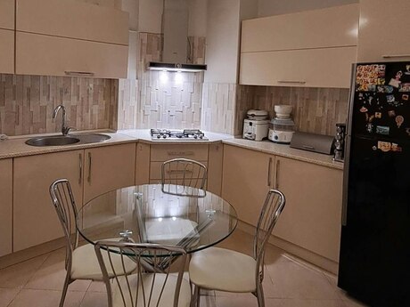 20 Yanvarda 3 otaqlı yeni tikili mənzil satılır, 107 m², 375 000 AZN, şəkil 2 / 7