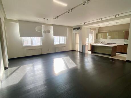 Продаётся 2-комнатная квартира в новостройке, 8 Noyabr, 103 м², 349 000 AZN, фото 2 / 12