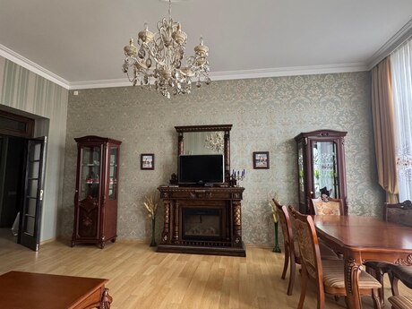 2-room old-build apartment for rent in İçəri Şəhər, 70 m², 1 200 AZN/mo, photo 2 / 12