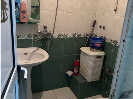 Yeni Günəşlidə 2 otaqlı köhnə tikili mənzil satılır, 40 m², 115 000 AZN, şəkil 5 / 5