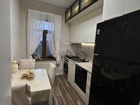 Продаётся 3-комнатная квартира в старом фонде, NZS, 70 м², 177 000 AZN, фото 5 / 12