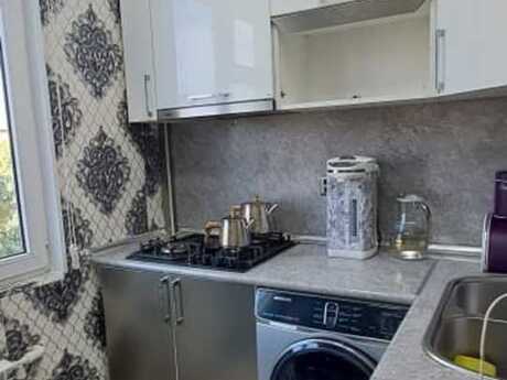 Продаётся 2-комнатная квартира в старом фонде, Memar Əcəmi, 57 м², 124 000 AZN, фото 4 / 6