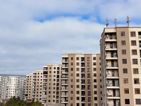 1 otaq · 42 m² · 8/10 mərtəbə, Aşağı Güzdək
