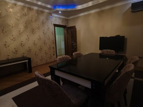 2 otaq · 90 m² · 11/17 mərtəbə, Həzi Aslanov