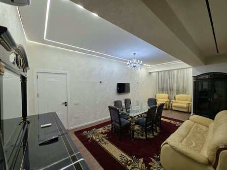 20 Yanvarda 3 otaqlı yeni tikili mənzil kirayə verilir, 100 m², 1 000 AZN/ay, şəkil 2 / 12