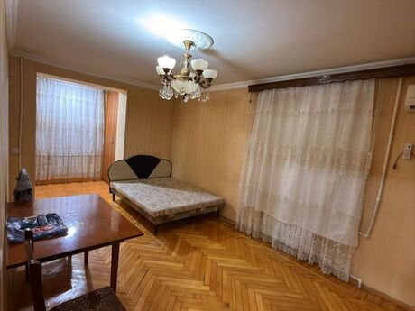 Объявление №6520740 - Баку, м. Нефтчиляр, 1-комн., 45 м², 3/5 этаж