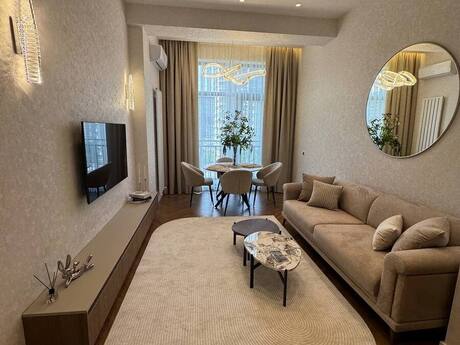 2-комнатная квартира, 70 м², West Town, 1 300 AZN