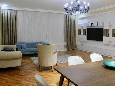 Elmlər Akademiyasında 4 otaqlı yeni tikili mənzil kirayə verilir, 210 m², 1 699 AZN/ay, şəkil 4 / 12