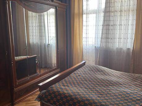 İnşaatçılarda 3 otaqlı yeni tikili mənzil kirayə verilir, 170 m², 900 AZN/ay, şəkil 4 / 8