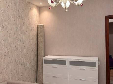 Xalqlar Dostluğunda 3 otaqlı köhnə tikili mənzil satılır, 85 m², 234 500 AZN, şəkil 3 / 12