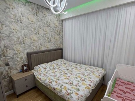 Продаётся 2-комнатная квартира в новостройке, Memar Əcəmi, 48 м², 180 000 AZN, фото 5 / 7