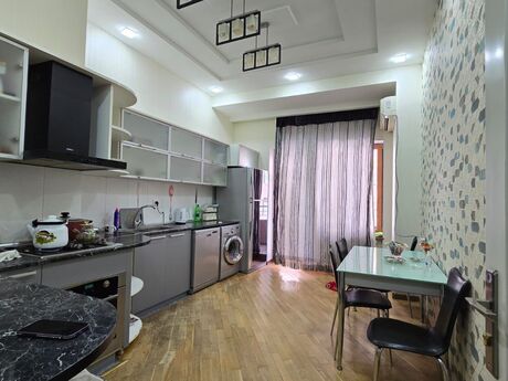 8 Noyabrda 3 otaqlı yeni tikili mənzil satılır, 165 m², 420 000 AZN, şəkil 4 / 12