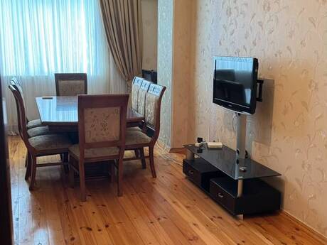 Сдаётся 3-комнатная квартира в новостройке, Həzi Aslanov, 114 м², 850 AZN/мес, фото 2 / 12