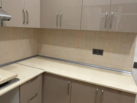 8-ci mikrorayonda 3 otaqlı köhnə tikili mənzil kirayə verilir, 80 m², 900 AZN/ay, şəkil 5 / 7