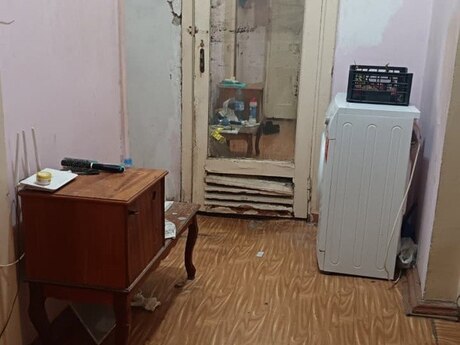 Продаётся 2-комнатная квартира в старом фонде, Elmlər Akademiyası, 54,3 м², 202 500 AZN, фото 2 / 7